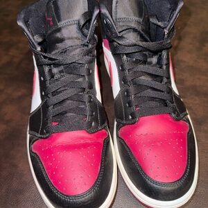 Nike Black and Red Sneakers